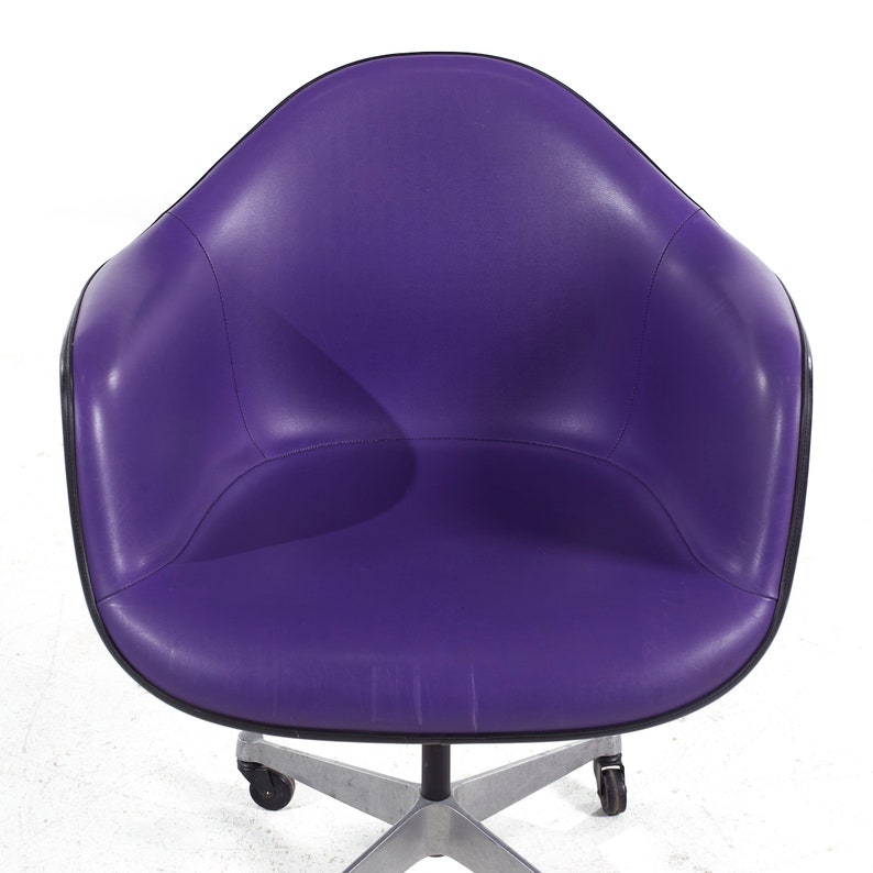 Eames for Herman Miller Mid Century Purple Padded Fiberglass Swivel Office Chair mcm image 9