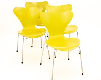 Arne Jacobsen For Fritz Hansen Mid Century Modern SERIES 7 Chair - Lime - Set of 4 - mcm