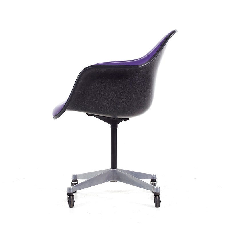 Eames for Herman Miller Mid Century Purple Padded Fiberglass Swivel Office Chair mcm image 5