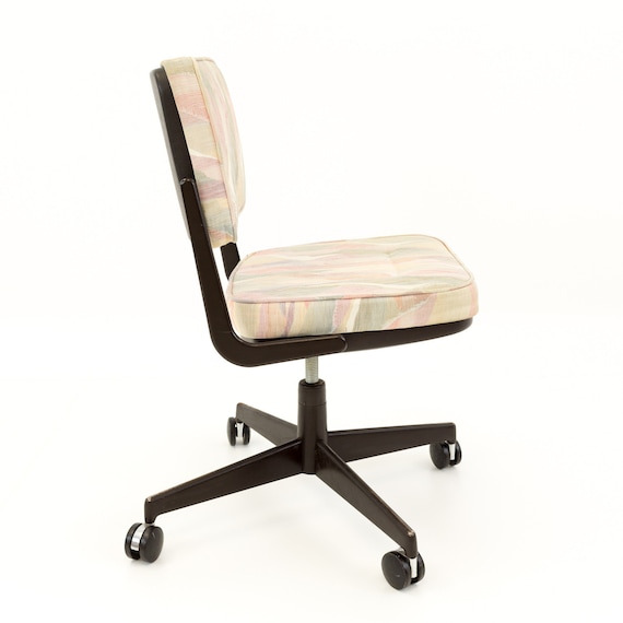 Mcm 2024 task chair