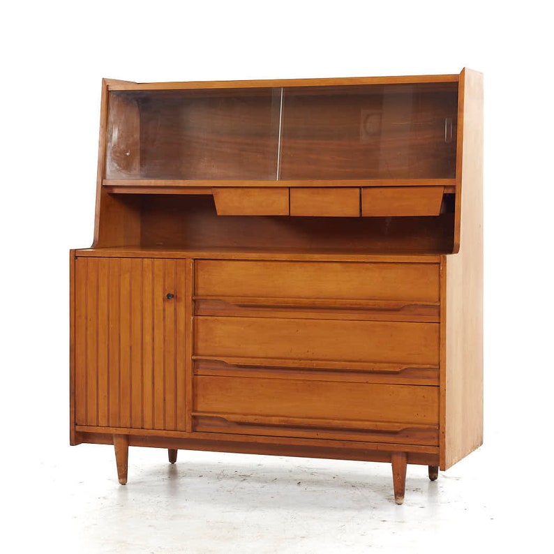 Crawford Furniture Mid Century Maple China Cabinet mcm image 3