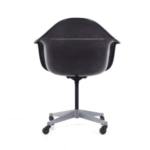 Eames for Herman Miller Mid Century Purple Padded Fiberglass Swivel Office Chair mcm image 7