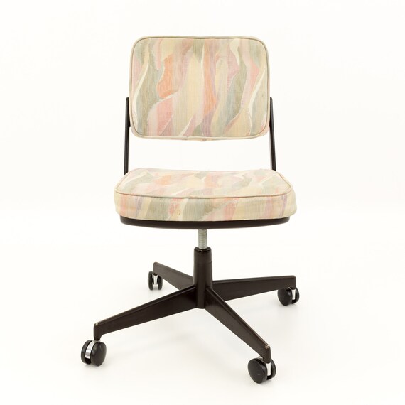Mcm 2024 task chair