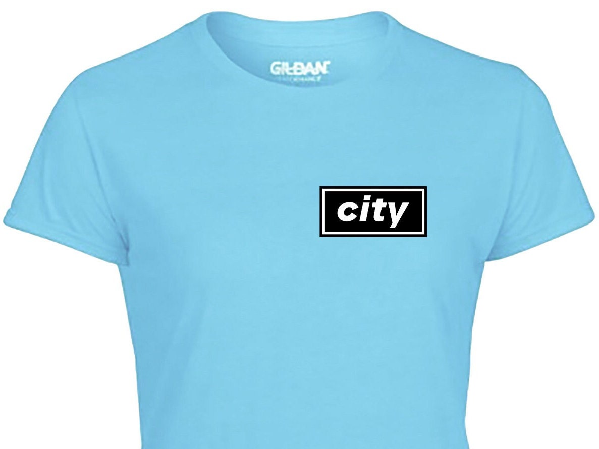 ミュージシャン Manchester City x oasis Logo T-Shirt Manchester