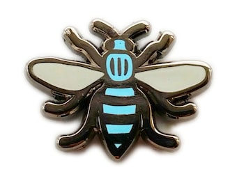 Manchester City SKY BLUE Bee Pin Badge