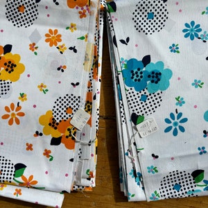 Vintage 1980 Feminine tailleur top quality Cotton fabric Fiber art Raso di cotone Dressmaking Creative sewing DIY Lampshade botanical print