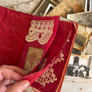 Antico Album Lavoretti Uncinetto, Lezioni Economia Domestica Ragazze, Arte del Ricamo, Merlettaia