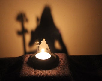 Shiv candle holder
