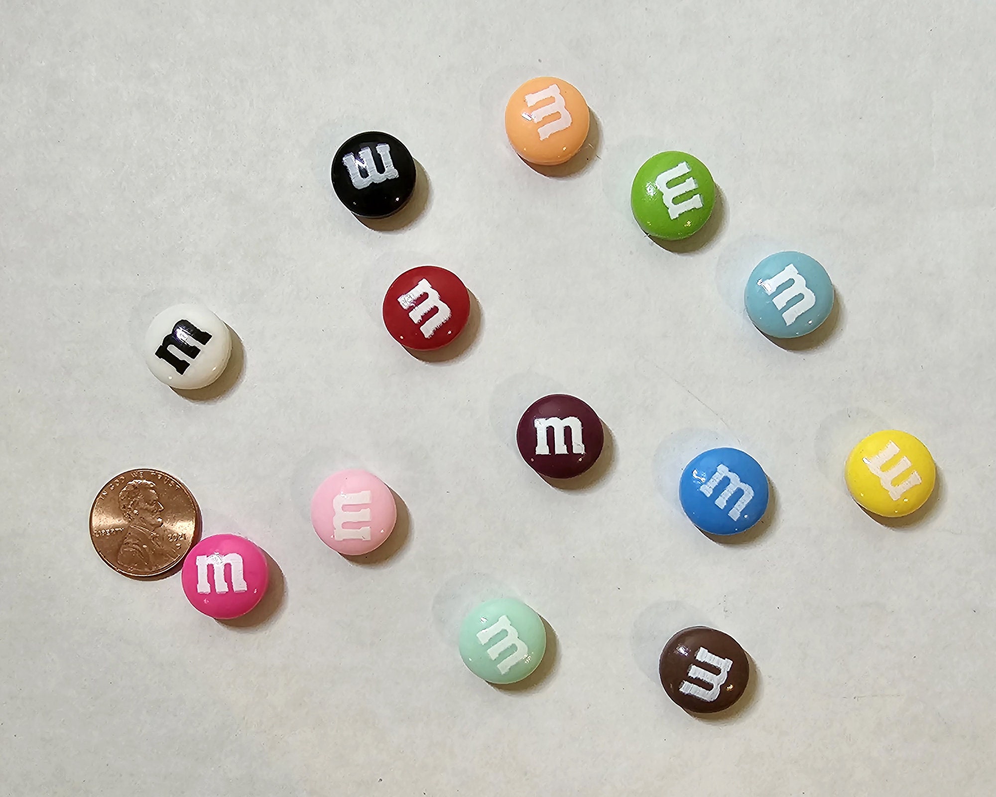 M&M Candy Magnets or Buttons Set Colors 8 Pieces 