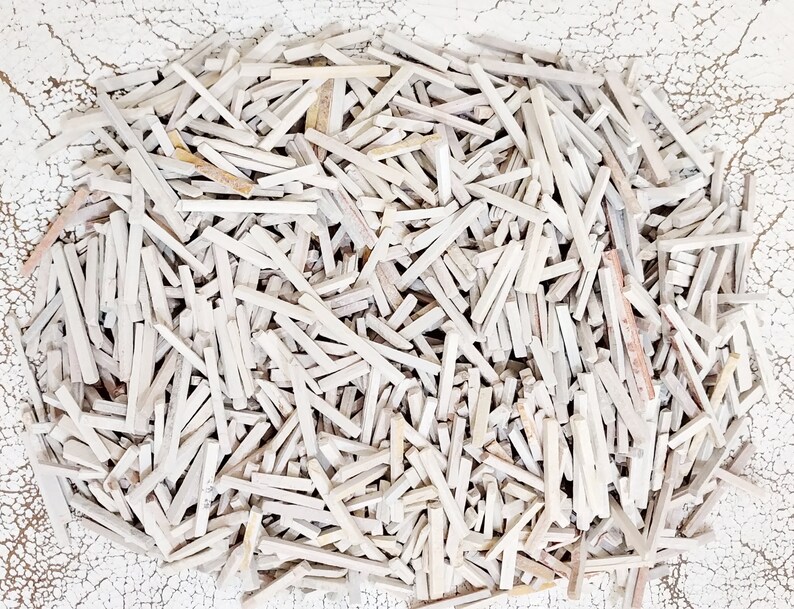 Slate Pencils 2.5 Kilograms 2500 Grams White Color Natural Found Stone THIN 4 to 5 mm Thickness