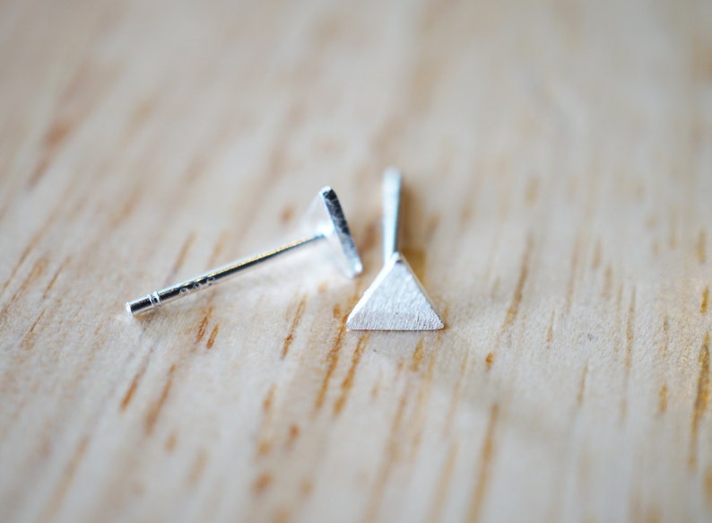 Small Triangle Stud Earrings TSGM074 4 mm Small Triangle Earrings,sterling Silver Earring,jewelry Sliver Stud Minimalist Earrings