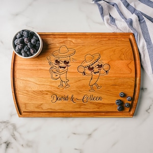 Small Cutting Board with Engraving – Berry Designs