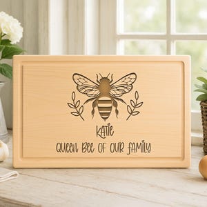 Personalized Queen Bee Cutting Board with Name – Custom Engraved Wood Kitchen Board – Gift for Mom, Wife, Housewarming, Christmas Gift -59