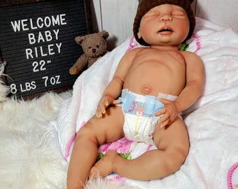 ARIANNA人形 Custom Reborn Toddler Boy Doll: Arianna Sculpt, 28 Inch, Mia