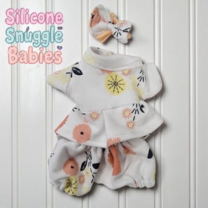 3 Piece Ruffled Top with Bloomers and bow Doll Outfit