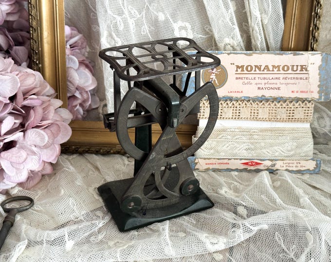 Vintage French Letter Scale - Bilateral Pese Lettres