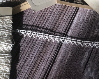 Vintage French Lace Trim - 5 Meters