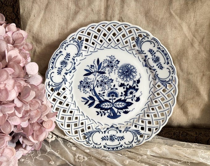 Vintage Hutschenreuther Germany Decorative Wall Plate - Blue Onion