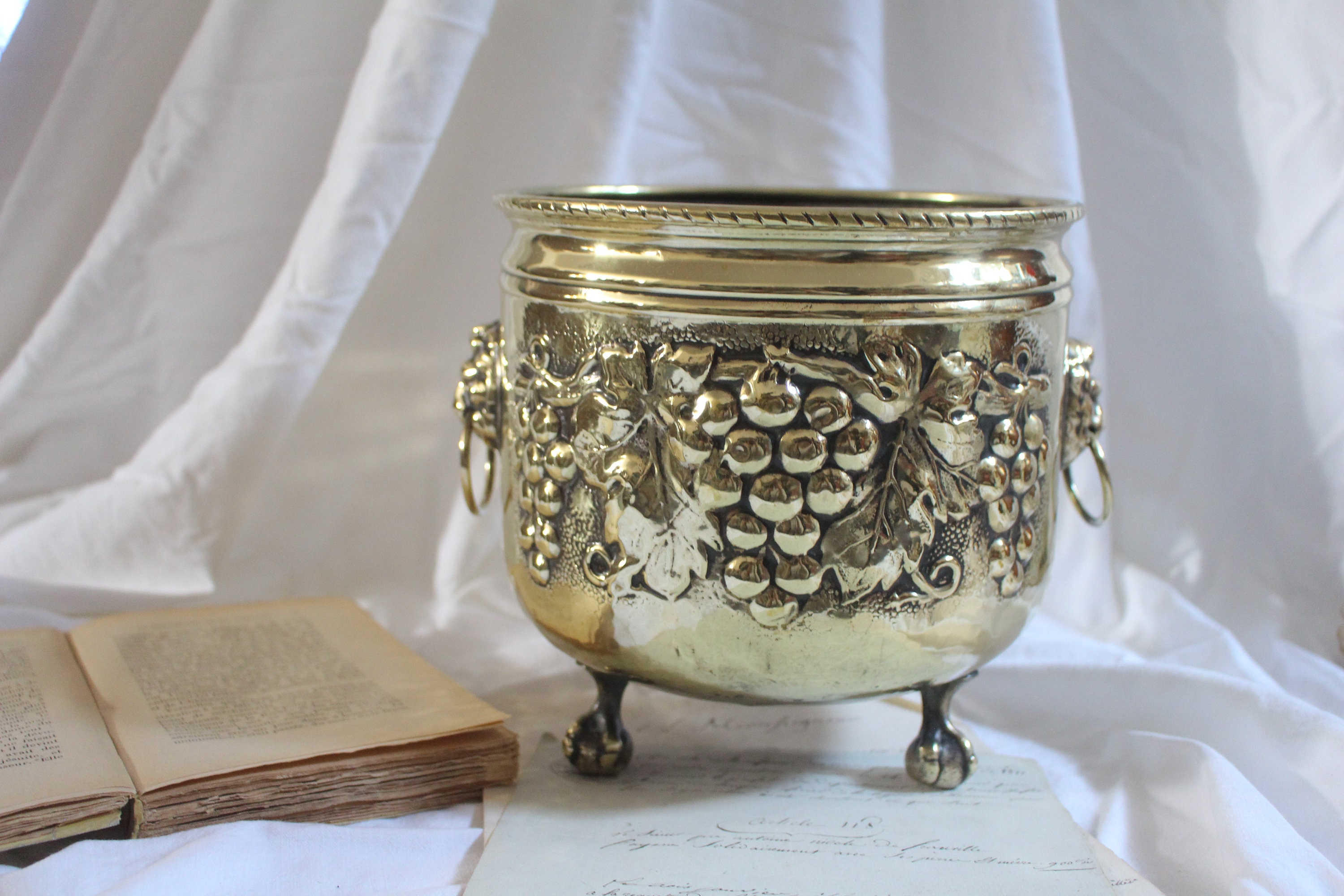 Planteur Vintage à Pieds en Laiton