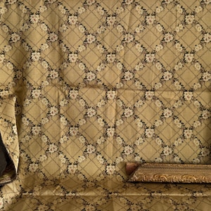 Vintage French Fabric Sample - Floral Pattern - Upholstery Fabric