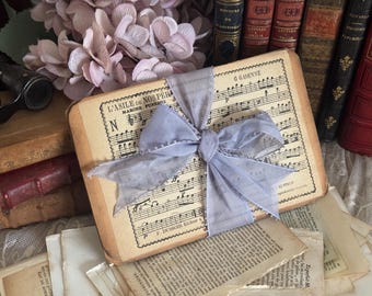Set of 5 Antique French Music Sheets - Music Cards - Shabby Chic