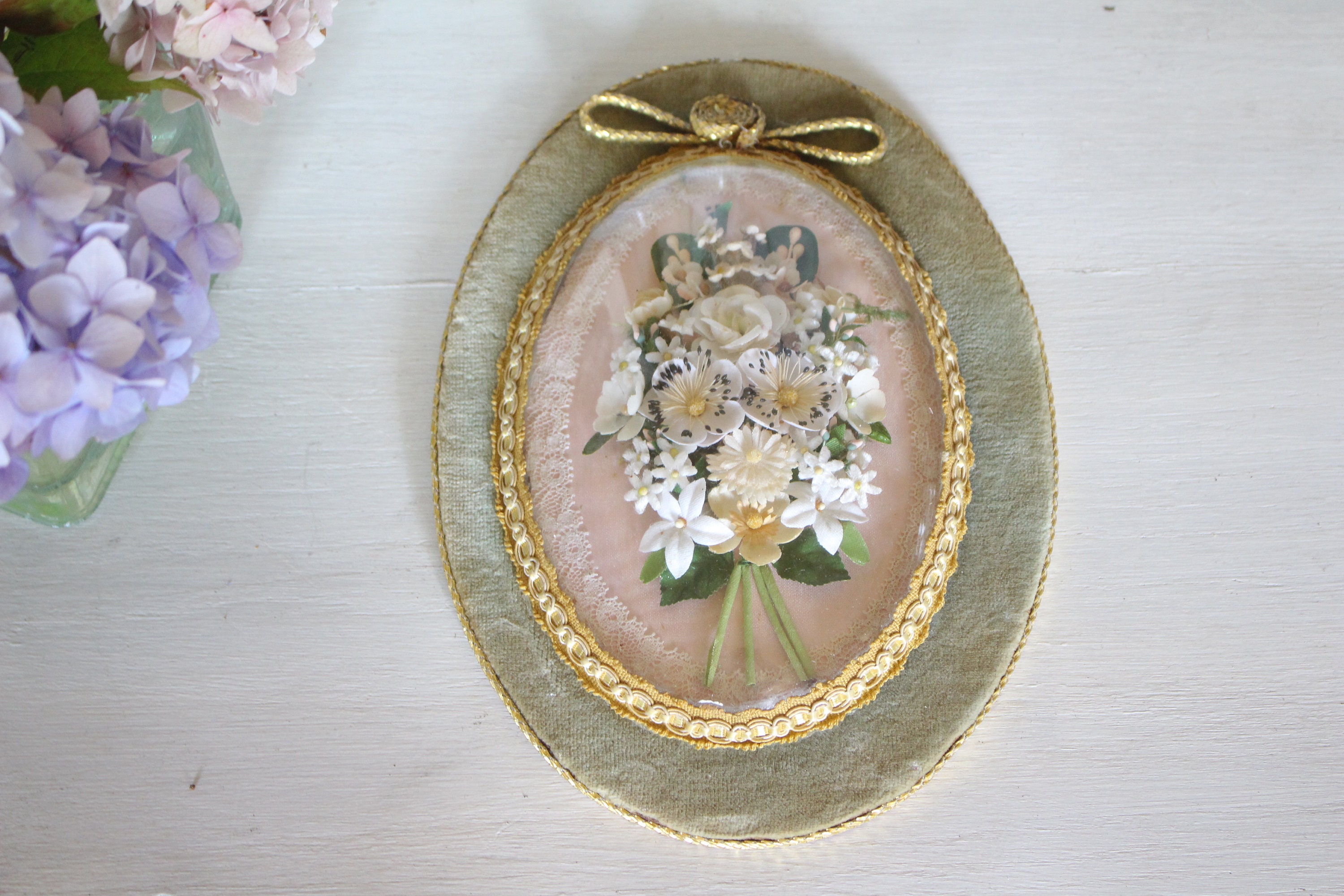 Vintage Français Faux Flower Domed Glass Frame - Shabby Chic Decor