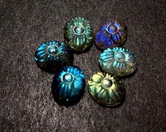 Blume geschnitzt Labradorit Cabochon: Natürliche blau-grüne Edelstein (10 x 8 MM)