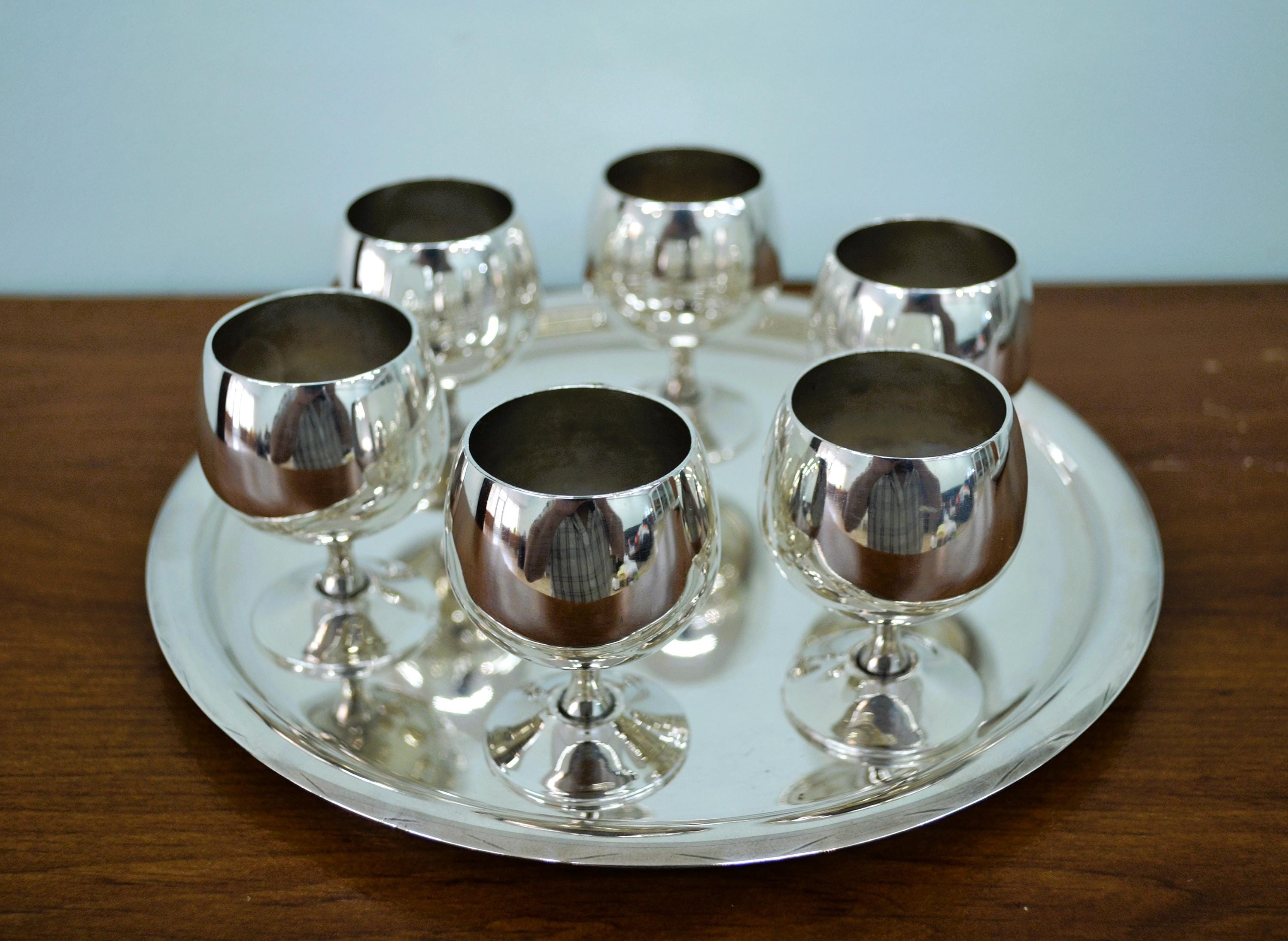 Set of Six Silver Plated Sherry/ Liqueur Goblets with an Original Round  Tray. Made in Italy. Midcentury Vintage.