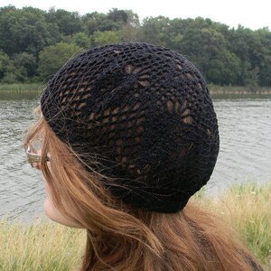 Bonnet noir au crochet pour femme Bonnet d'été en coton Bonnet d'été de plage image 3