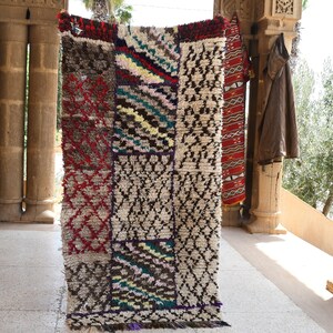 Vintage Berber Rug: Handcrafted Moroccan Authenticity