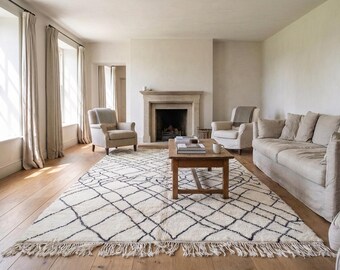 Alfombra marroquí de lana hecha a mano de 8x10 pies - Alfombra minimalista bohemia de diamantes negros y marfil para sala de estar y dormitorio Beni Ourain