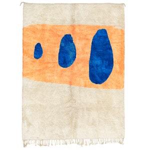 white Beni ourain rug   Modern Moroccan Rug custom