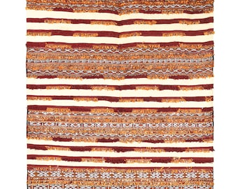 Handira Rug: Vintage Moroccan Flat Weave, Authentic Artisan Design