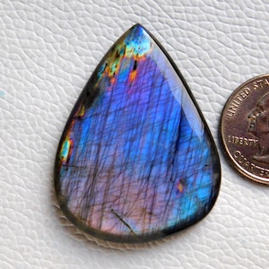 AAA Quality Spectrolite Purple Labradorite Cabochon Gemstone, Natural Labradorite Loose Crystal, 48*36*6mm 90Cts