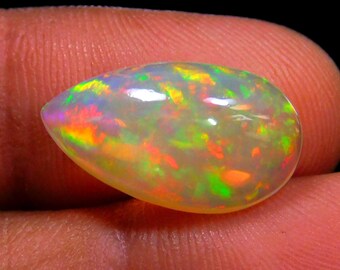 Ethiopische opaalcabochon van AAA-kwaliteit, peervorm, multi-fire Welo-opaaledelsteen (17,8 x 10,2 x 5,8 mm)