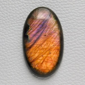 Beautiful Copper Purple Labradorite Cabochon, 100% Natural Loose Gemstone, Healing Crystal, Big Size 41*24*7mm 62Cts