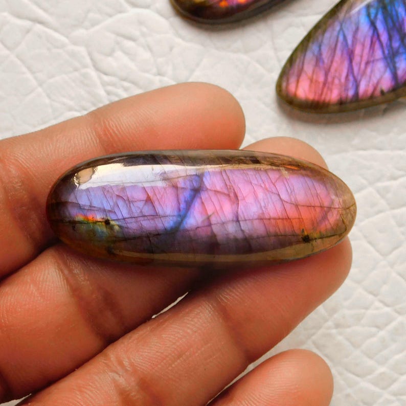 AAA Flashy Purple Labradorite Gemstone Loose Cabochon Healing Crystal for Pendant Making C = 47x18x6mm