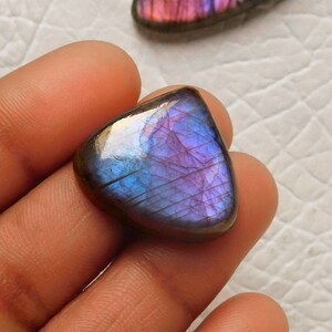 AAA Flashy Purple Labradorite Gemstone Loose Cabochon Healing Crystal for Pendant Making E = 22x25x6mm