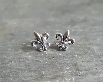 Tiny Gothic Sterling Silver Fleur-de-Lis Stud Earrings
