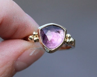 14k solid gold amethyst ring - size EU17 - US6.5