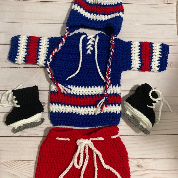 Hockey Baby Outfit / Newborn photo op / Hockey Team / Baby Shower Gift/ Halloween Costume/ Hockey/