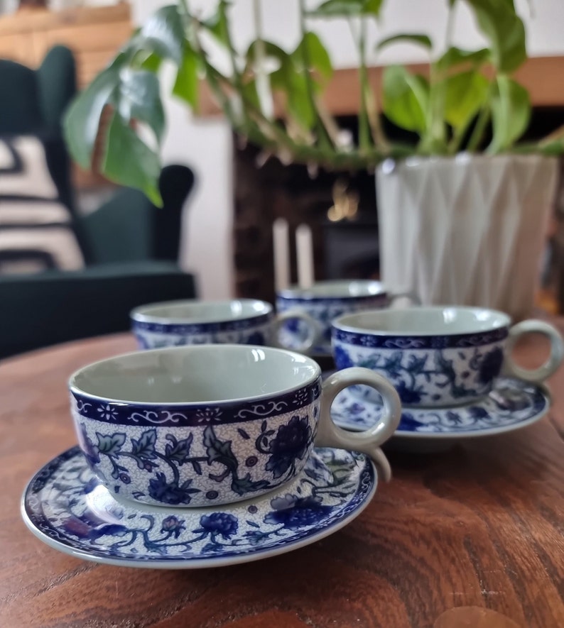 Set of 4 Vintage Small Teacups/espresso Cups and Saucers Etsy