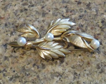 BROOKRAFT New York Signed Rose Gold Plated Sterling Silver Art Deco Brooch Aqua Blue Faceted Stone Colored Rhinestones Vintage 1930s-1940s