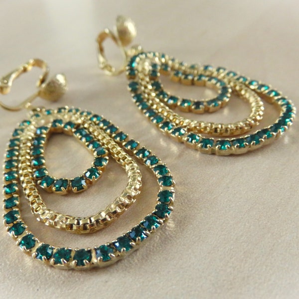 Vintage Rhinestone & Chain Triple Loop CLIP-ON Dangle Earrings, Green Crystal, Gold Tone, Emerald Color, Prong-set Cup, Graduated (R495)