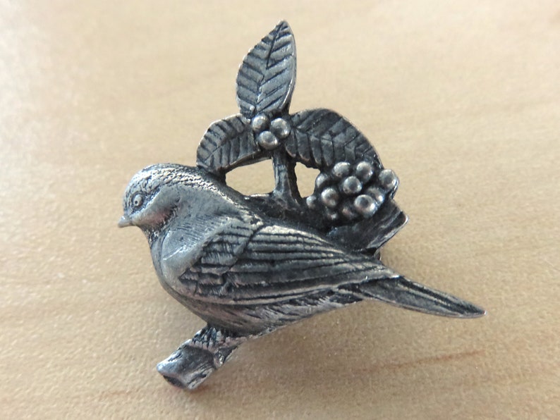 Vintage Pewter BIRDS & BLOOMS Brooch Nice Detail Leaf Berry Etsy
