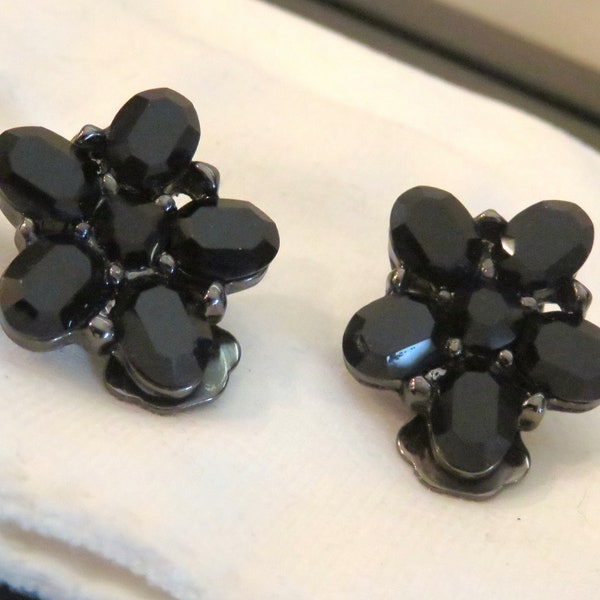 Vintage All Jet Black Rhinestone Flower CLIP-ON Earrings with Fancy Faceted Pillow Cut Crystal Glass, Gray Tone Metal Floral (R669)