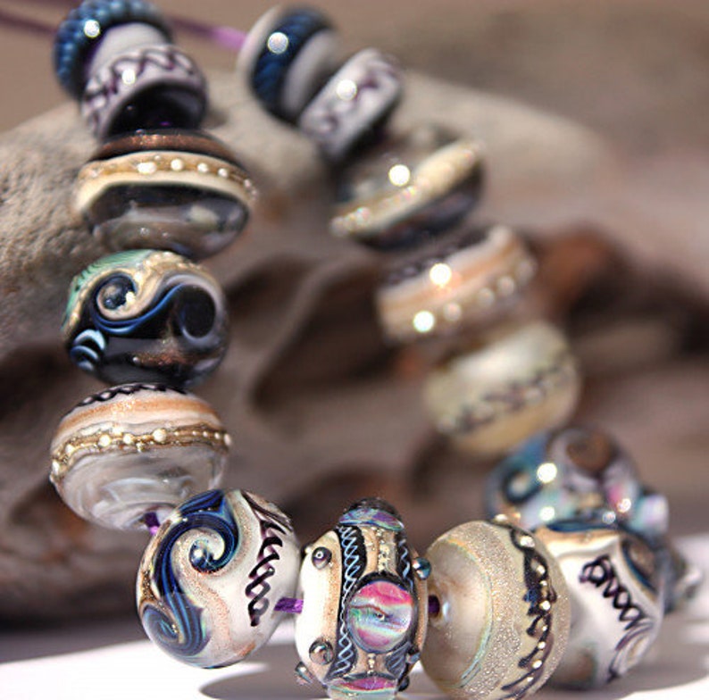 glass lampwork beads for Jewelry Design by Jenelle Aubade 16 CHESHIRE DRAGON Round Set