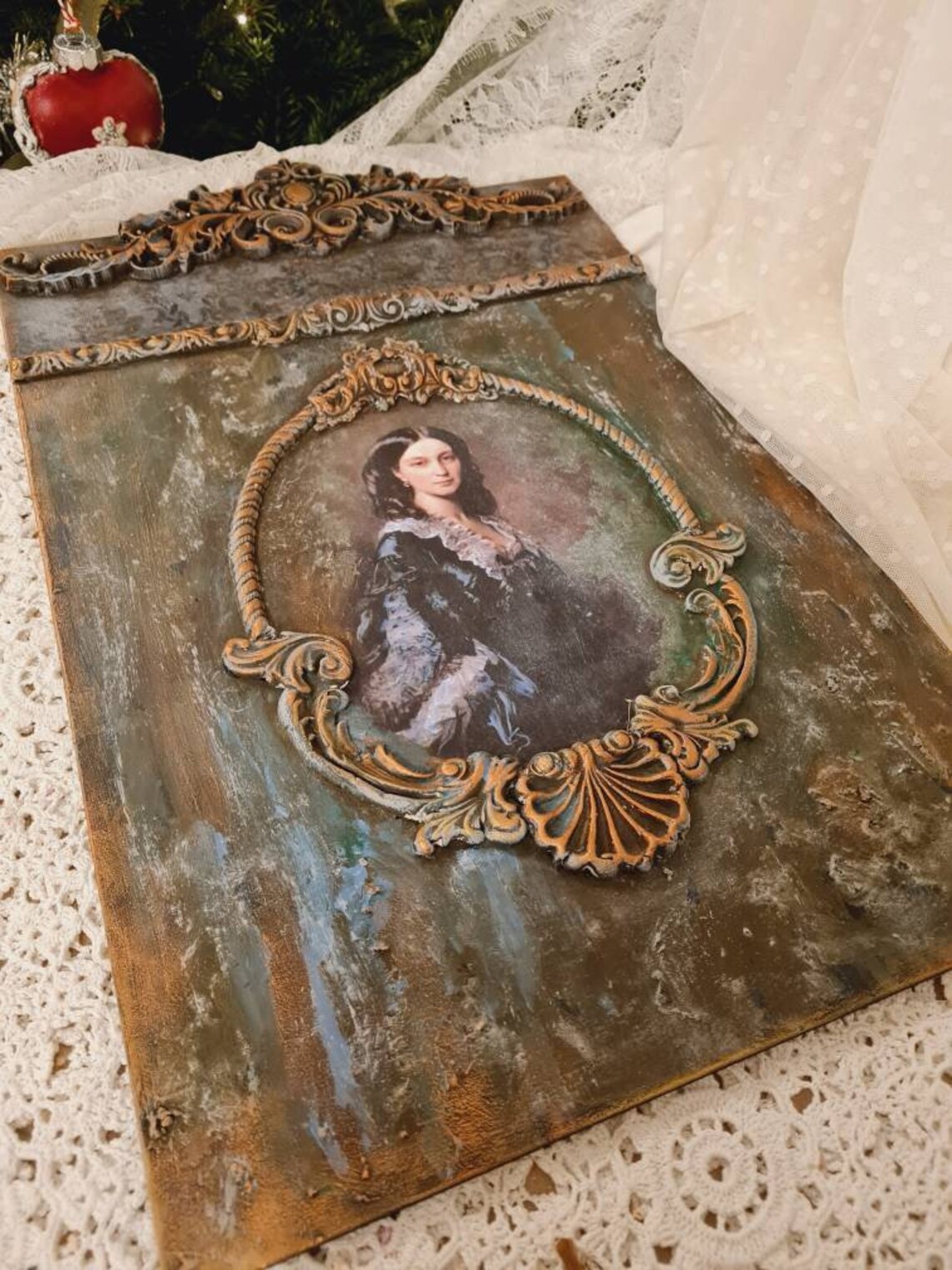 Victorian Lady Wall Plaque. Home Decor. One of a Kind - Etsy