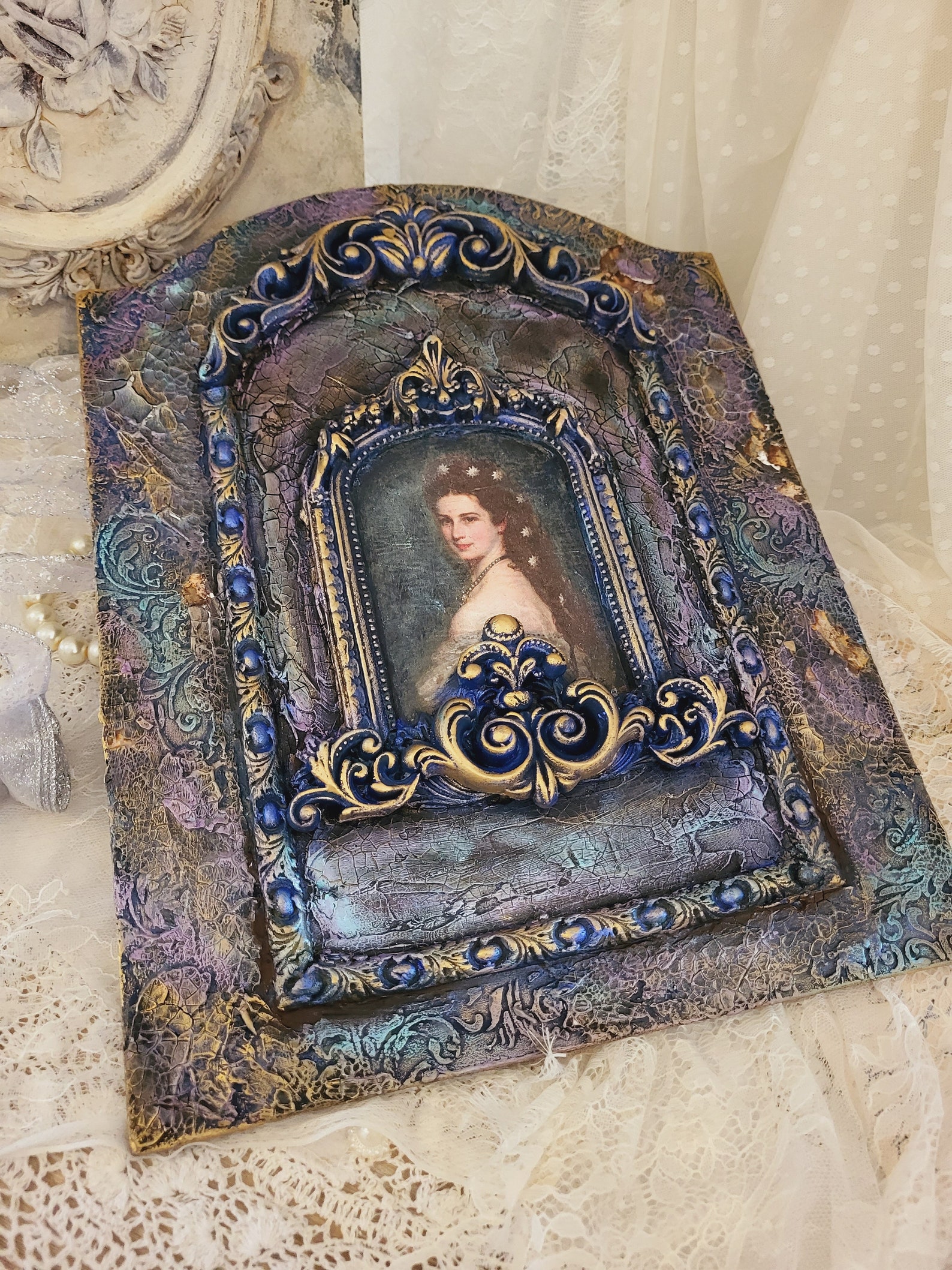 Victorian Lady Wall Plaque. Home Decor. One of a Kind - Etsy