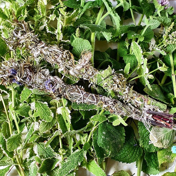 Scottish mugwort smudge stick with sage, lavender, chamomile, lemon balm or mint